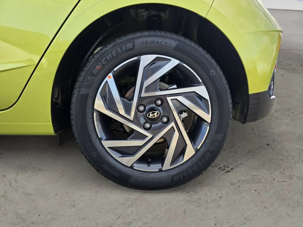 Hyundai i20 nuova a Pistoia (13)