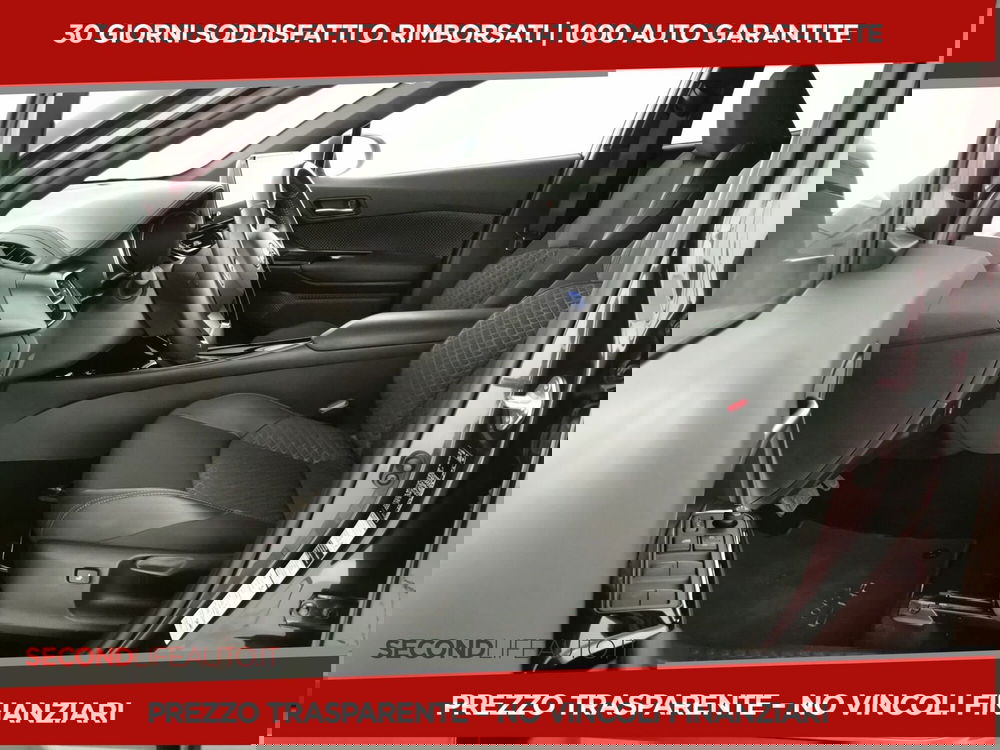 Toyota Toyota C-HR usata a Chieti (5)
