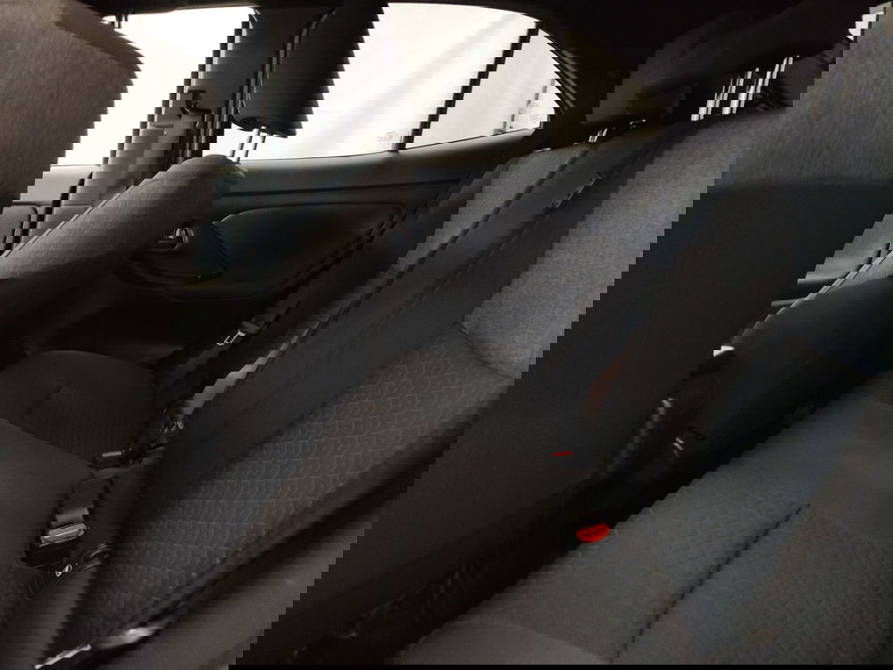 Toyota Yaris Cross usata a Roma (16)