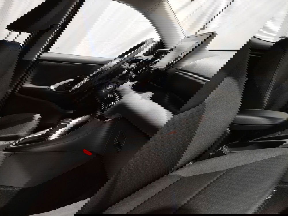 Toyota Yaris usata a Roma (6)