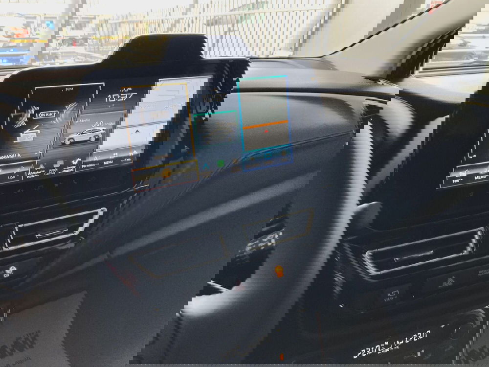 Suzuki S-Cross nuova a Pavia (11)