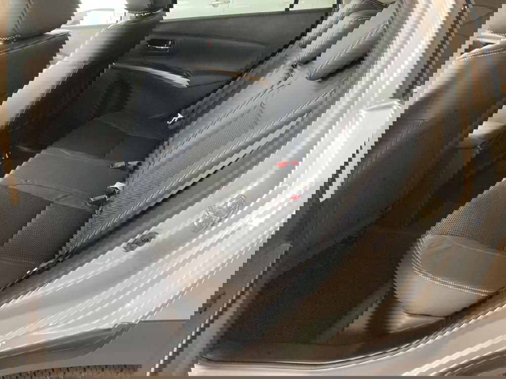 Suzuki S-Cross nuova a Pavia (8)