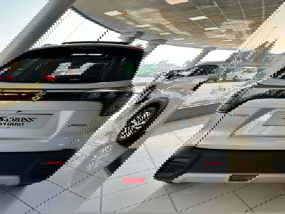 Suzuki S-Cross nuova a Pavia (5)