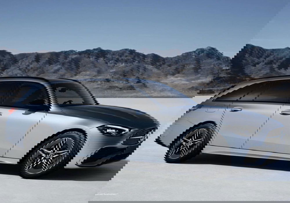 Mercedes-Benz Classe C Station Wagon nuova a Bergamo (3)