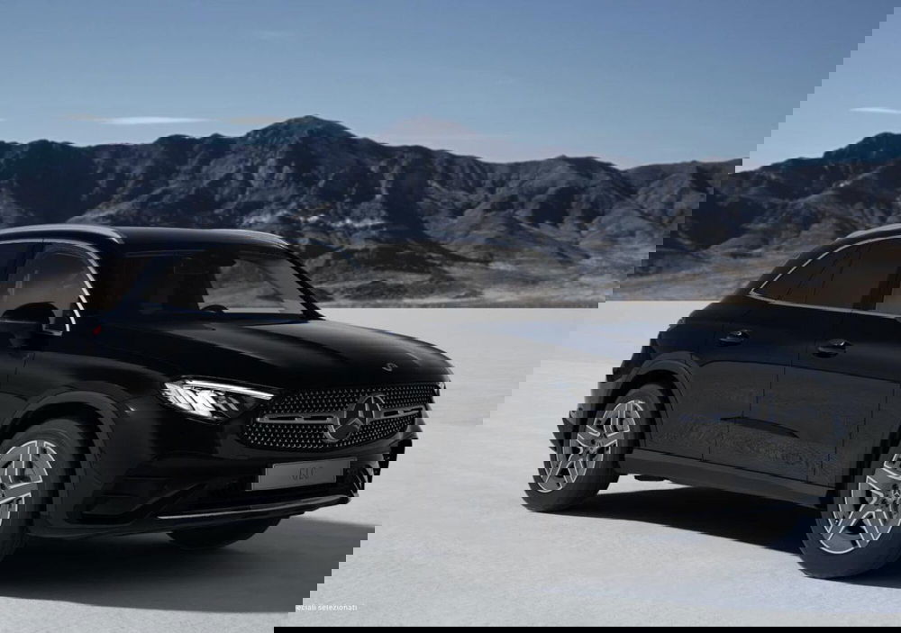 Mercedes-Benz GLC nuova a Bergamo (4)