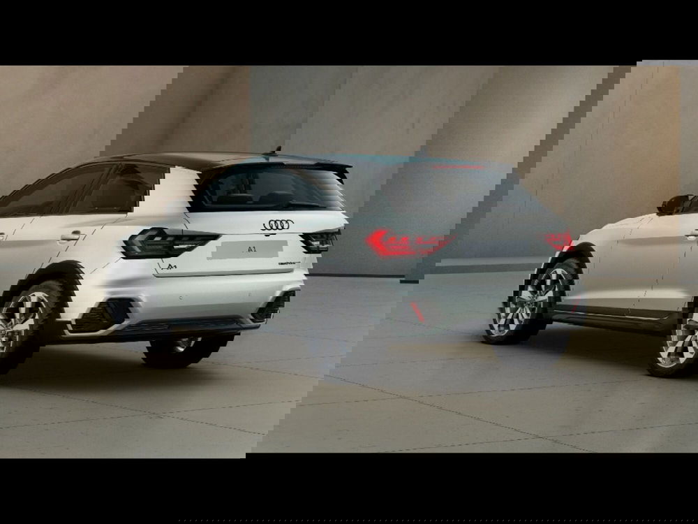 Audi A1 allstreet nuova a Livorno (3)