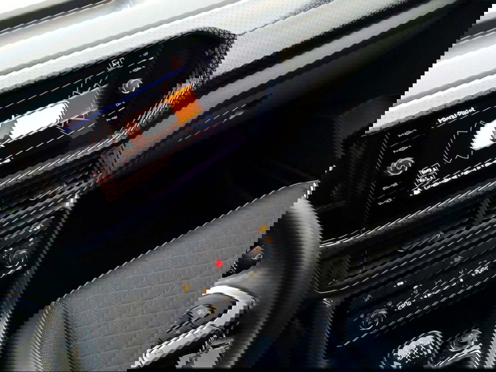 Volkswagen T-Cross usata a Livorno (14)