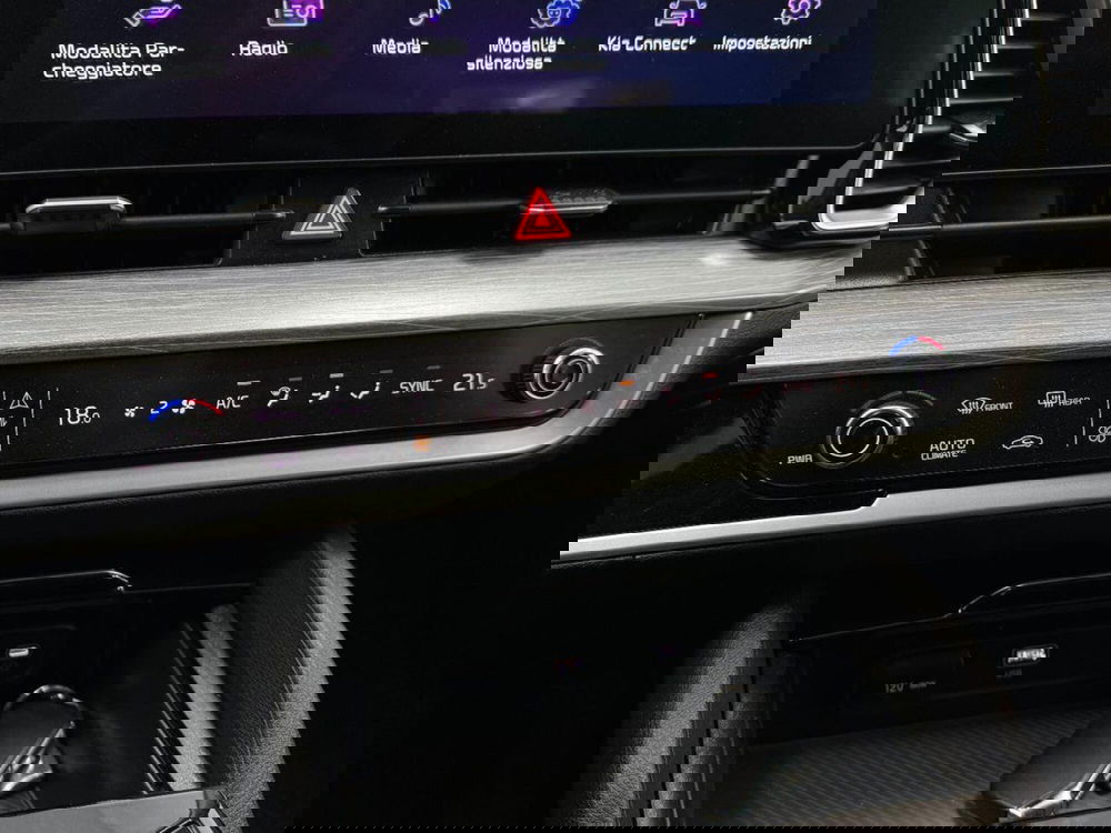 Kia Sportage usata a Como (18)