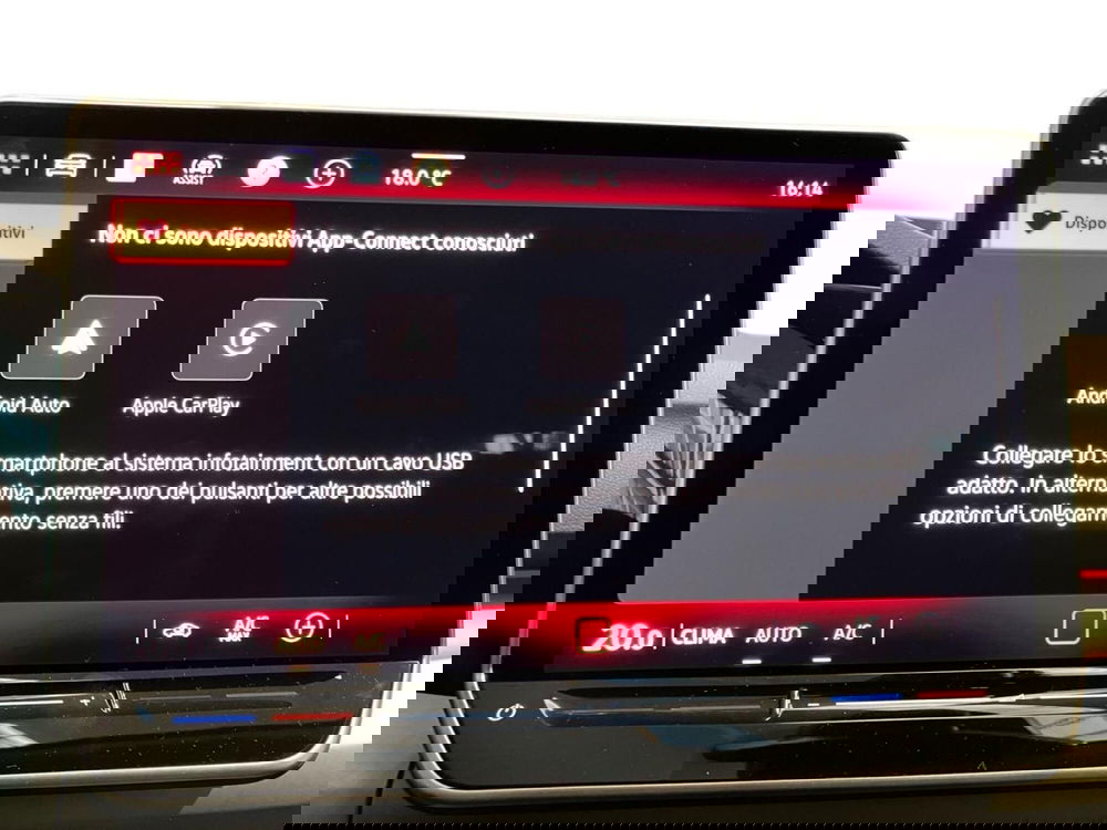 Volkswagen Golf Variant nuova a Bologna (15)