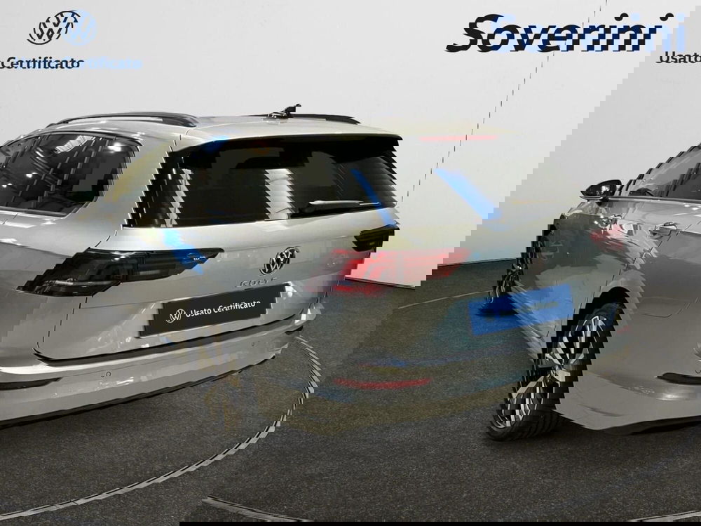 Volkswagen Golf Variant nuova a Bologna (2)