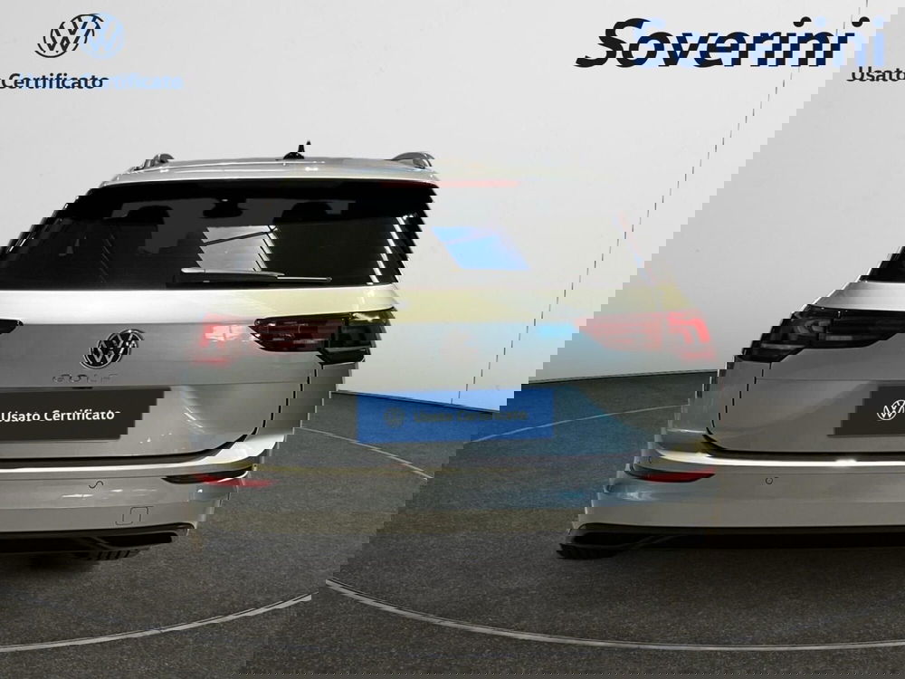 Volkswagen Golf Variant nuova a Bologna (6)