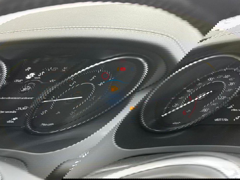 Jaguar E-Pace usata a Como (12)