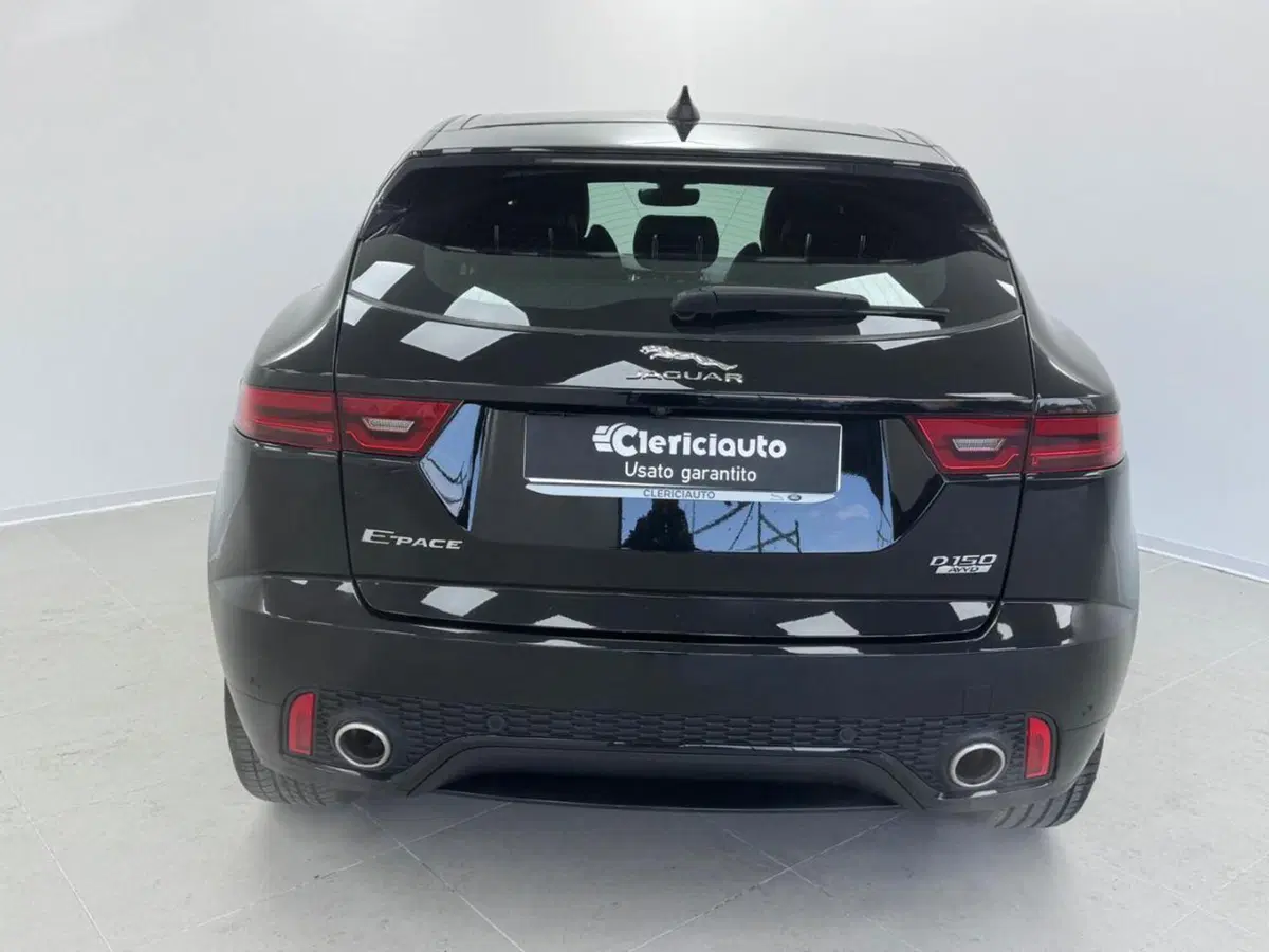 Jaguar E-Pace usata a Como (7)