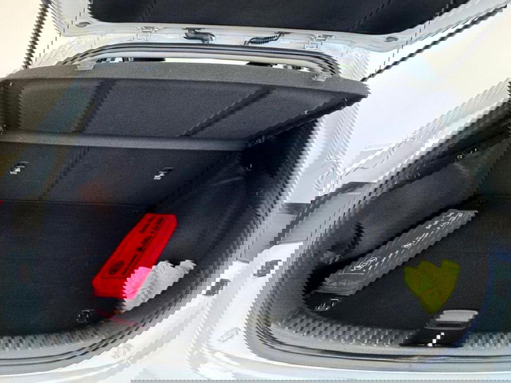 Kia XCeed usata a Como (19)