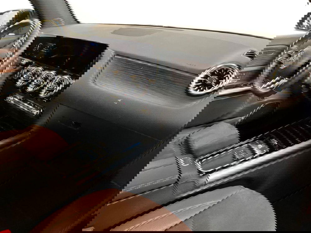 Mercedes-Benz GLA SUV usata a Bari (9)