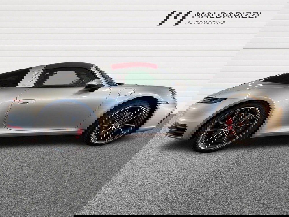 Porsche 911 Cabrio usata a Bari (5)