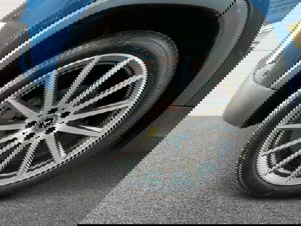 Mercedes-Benz GLA SUV usata a Bari (6)