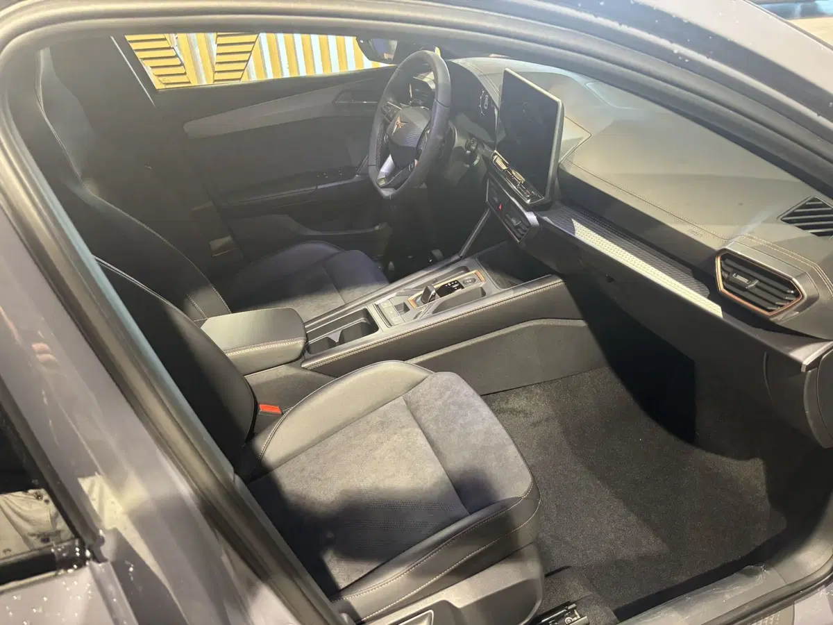 Cupra Leon Station Wagon nuova a Ferrara (12)
