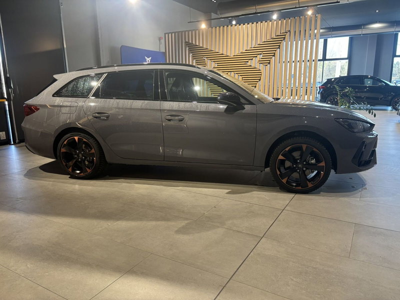Cupra Leon Station Wagon nuova a Ferrara (4)