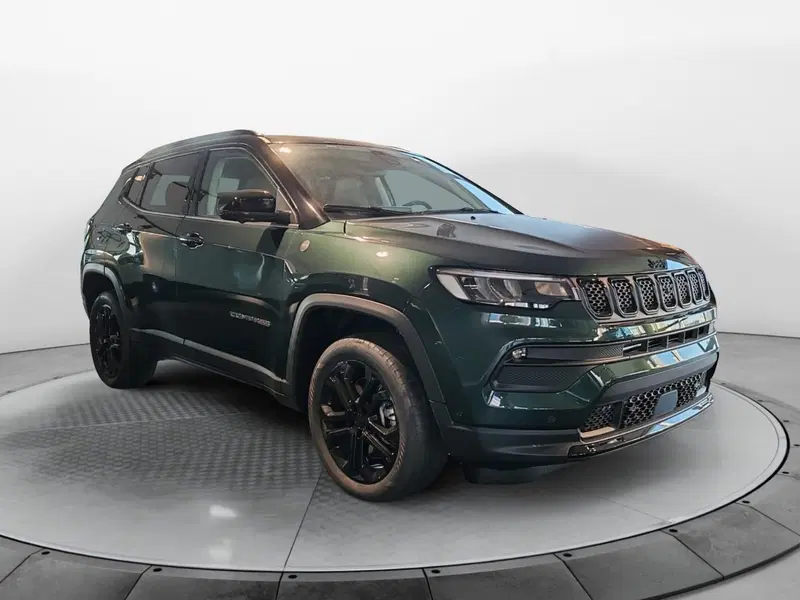 Jeep Compass nuova a Pisa