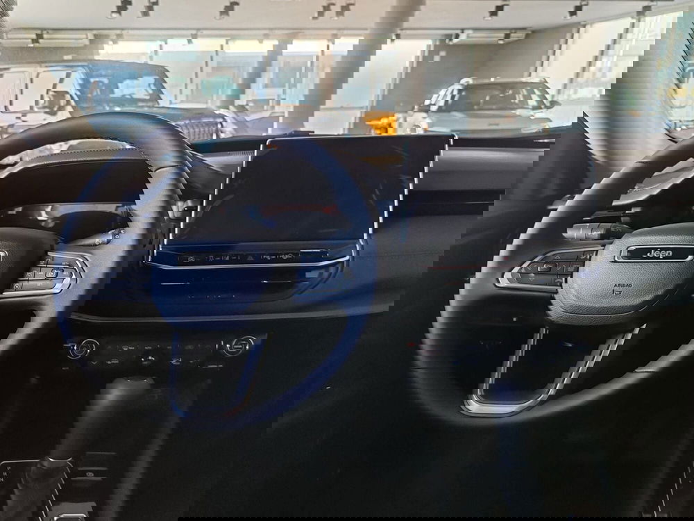 Jeep Compass nuova a Pisa (12)