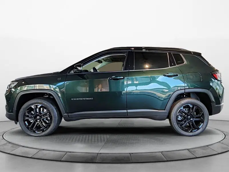 Jeep Compass nuova a Pisa (6)