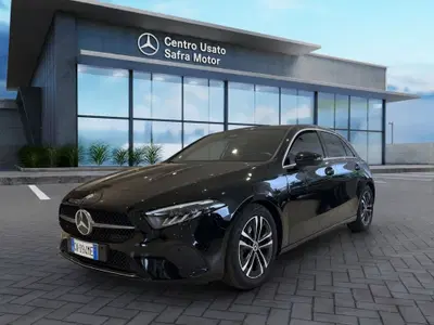 Mercedes-Benz Classe A 180 d Progressive Advanced auto del 2023 usata a Rende