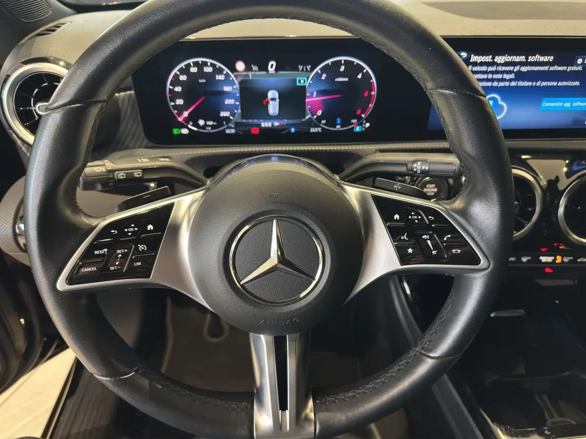 Mercedes-Benz Classe A usata a Cosenza (10)