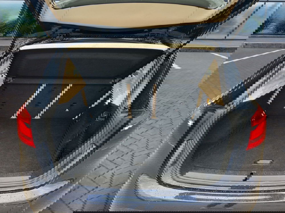 BMW Serie 2 Active Tourer usata a Cosenza (20)