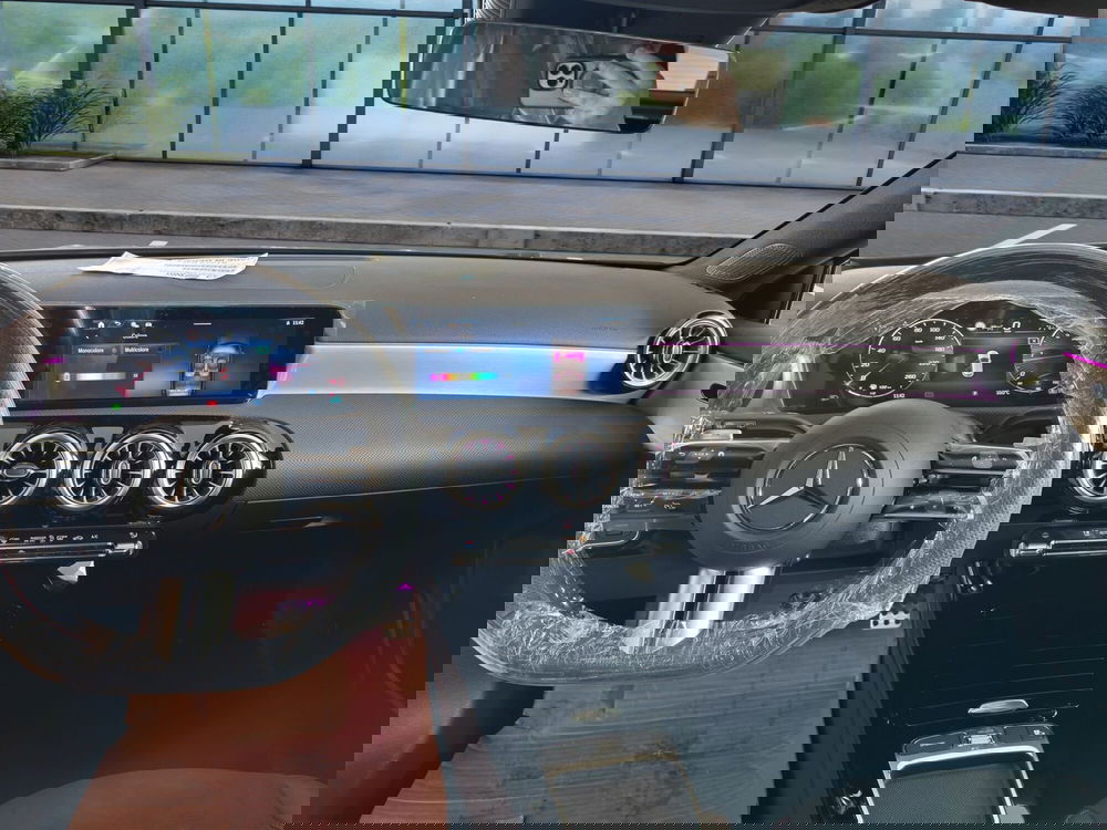 Mercedes-Benz Classe A nuova a Cosenza (14)