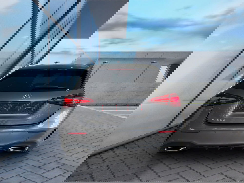 Mercedes-Benz Classe A nuova a Cosenza (5)