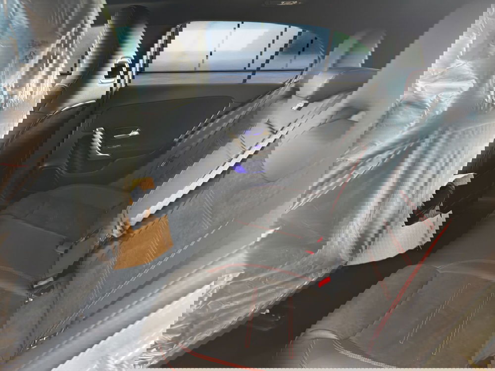 Mercedes-Benz Classe A nuova a Cosenza (13)