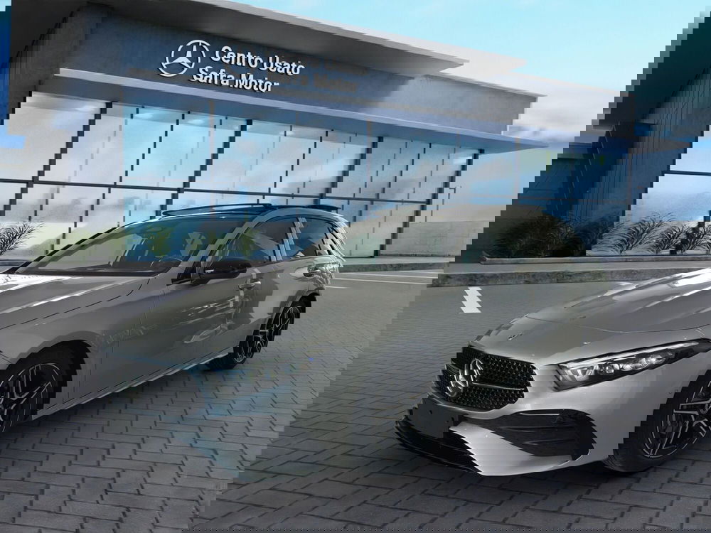 Mercedes-Benz Classe A nuova a Cosenza (2)