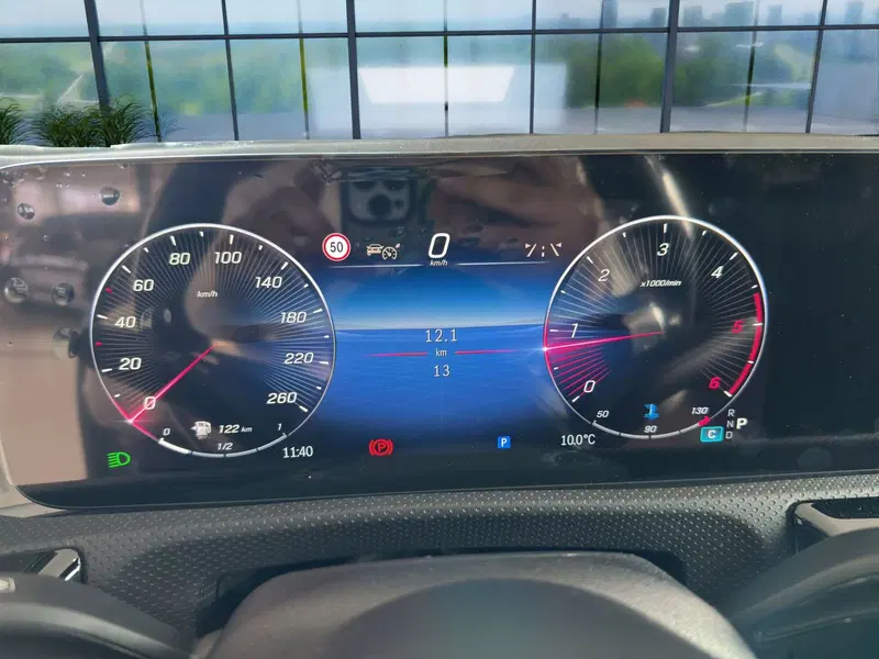 Mercedes-Benz Classe A nuova a Cosenza (11)