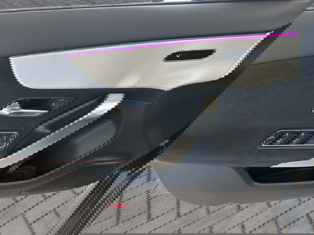Mercedes-Benz Classe A nuova a Cosenza (12)
