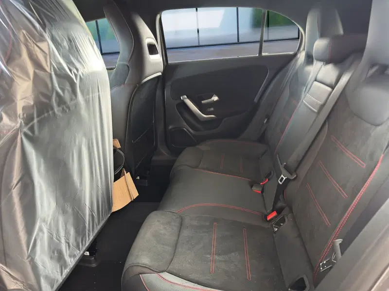Mercedes-Benz Classe A nuova a Cosenza (13)