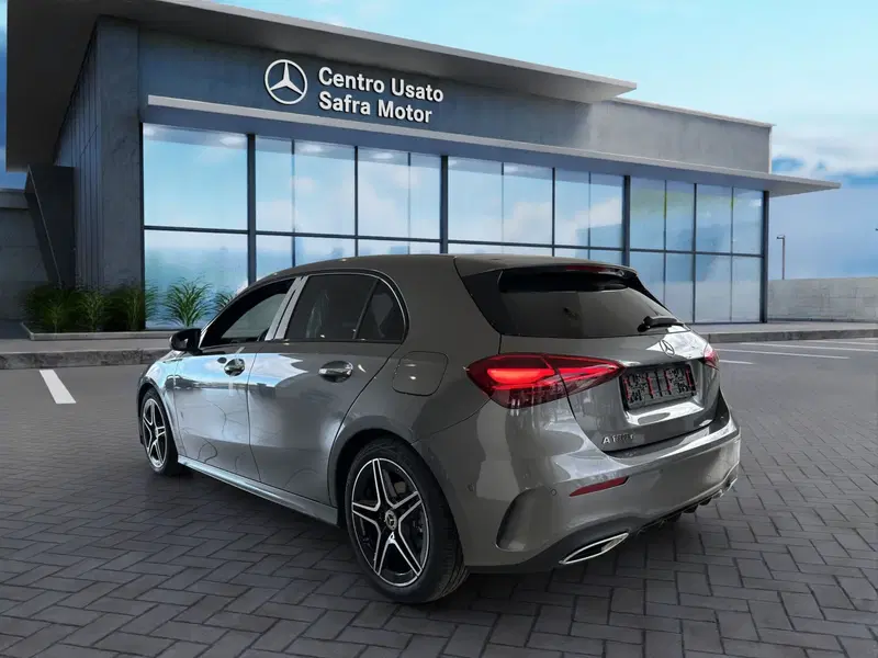 Mercedes-Benz Classe A nuova a Cosenza (2)