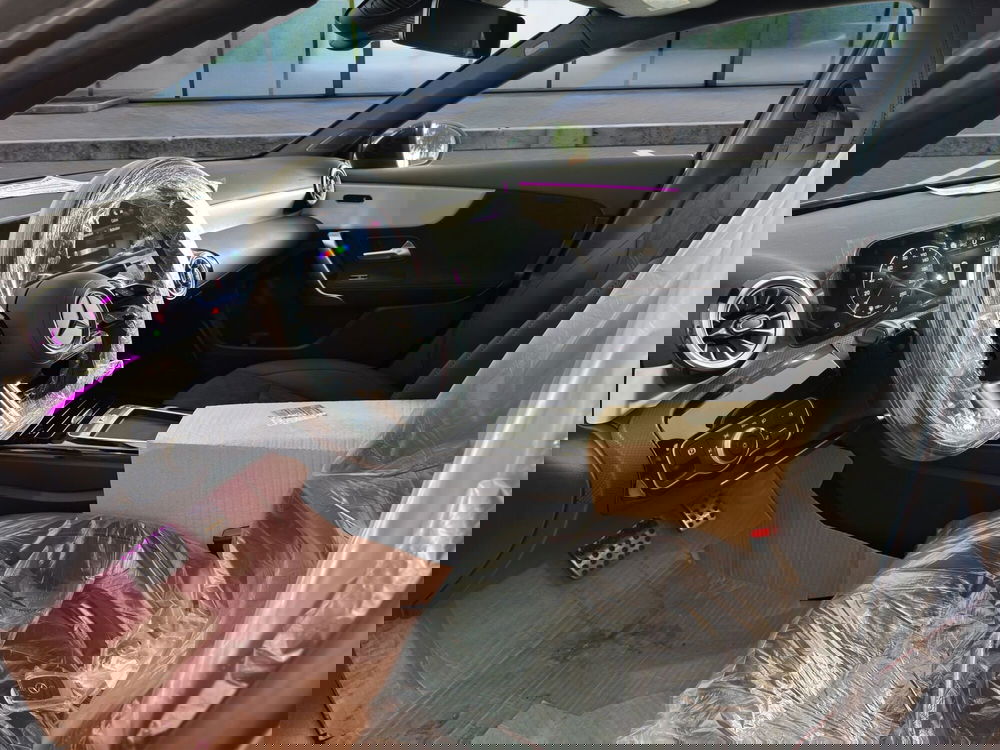 Mercedes-Benz Classe A nuova a Cosenza (9)