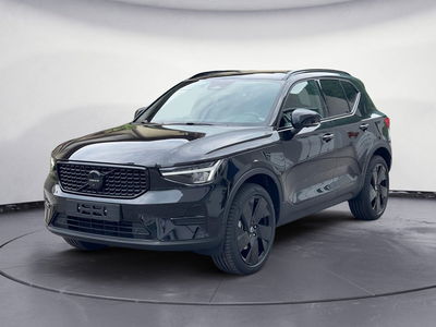 Volvo XC40 2.0 b4 Ultra Black Edition auto nuova a Como