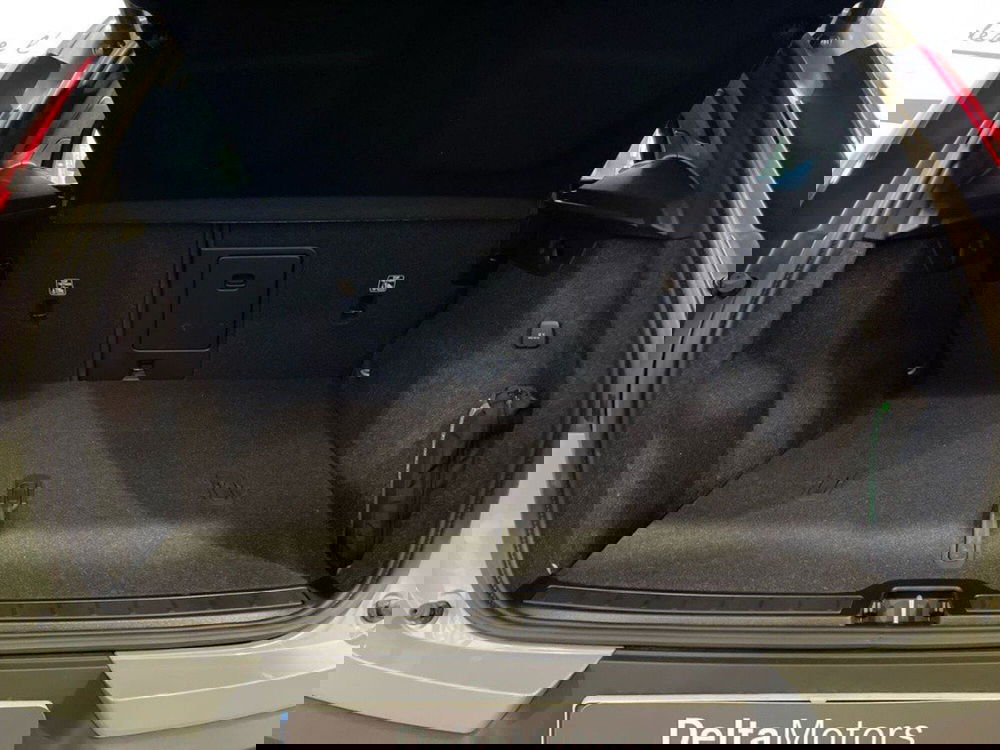 Volvo XC40 usata a Macerata (7)