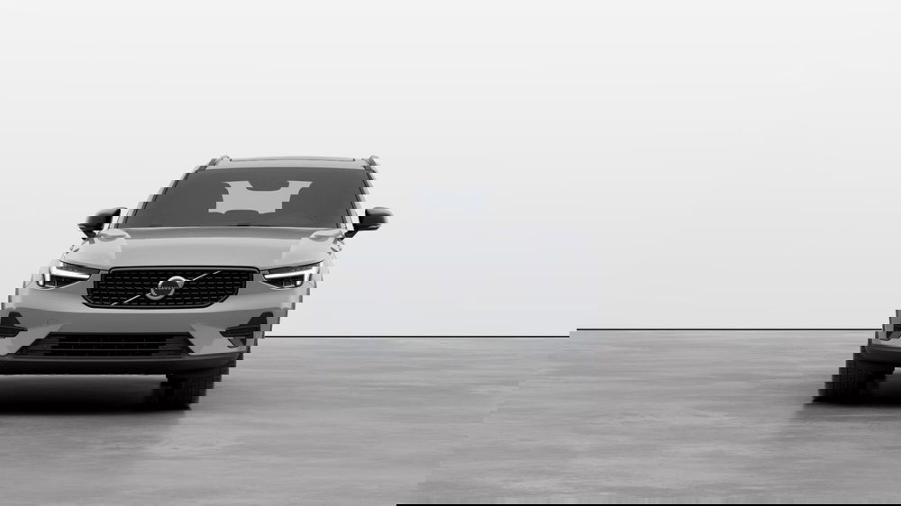 Volvo XC40 nuova a Como (2)