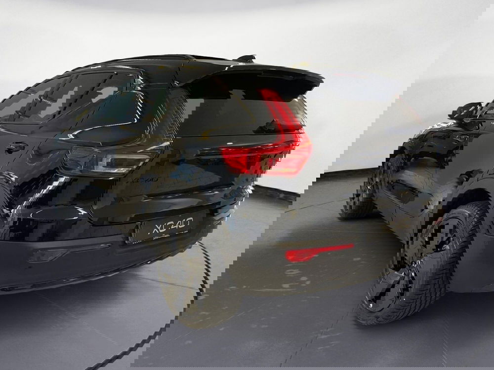 Volvo XC40 nuova a Como (6)