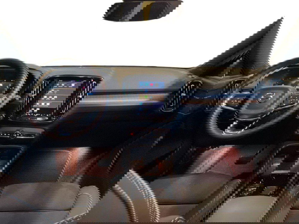 Volvo XC40 usata a Macerata (10)