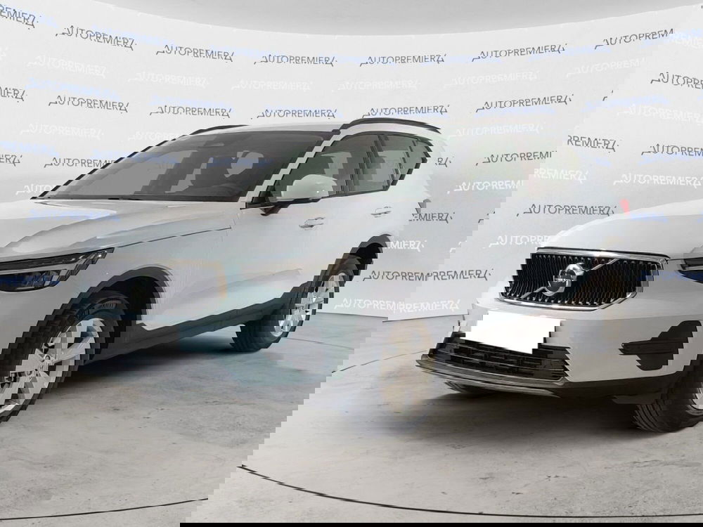 Volvo XC40 nuova a Como