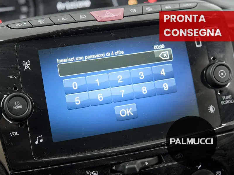 Lancia Ypsilon usata a Prato (12)