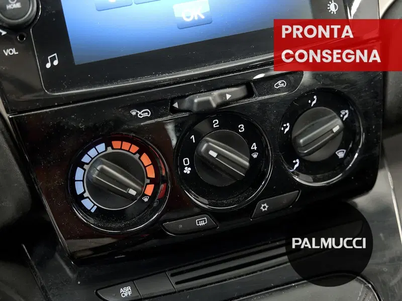 Lancia Ypsilon usata a Prato (15)