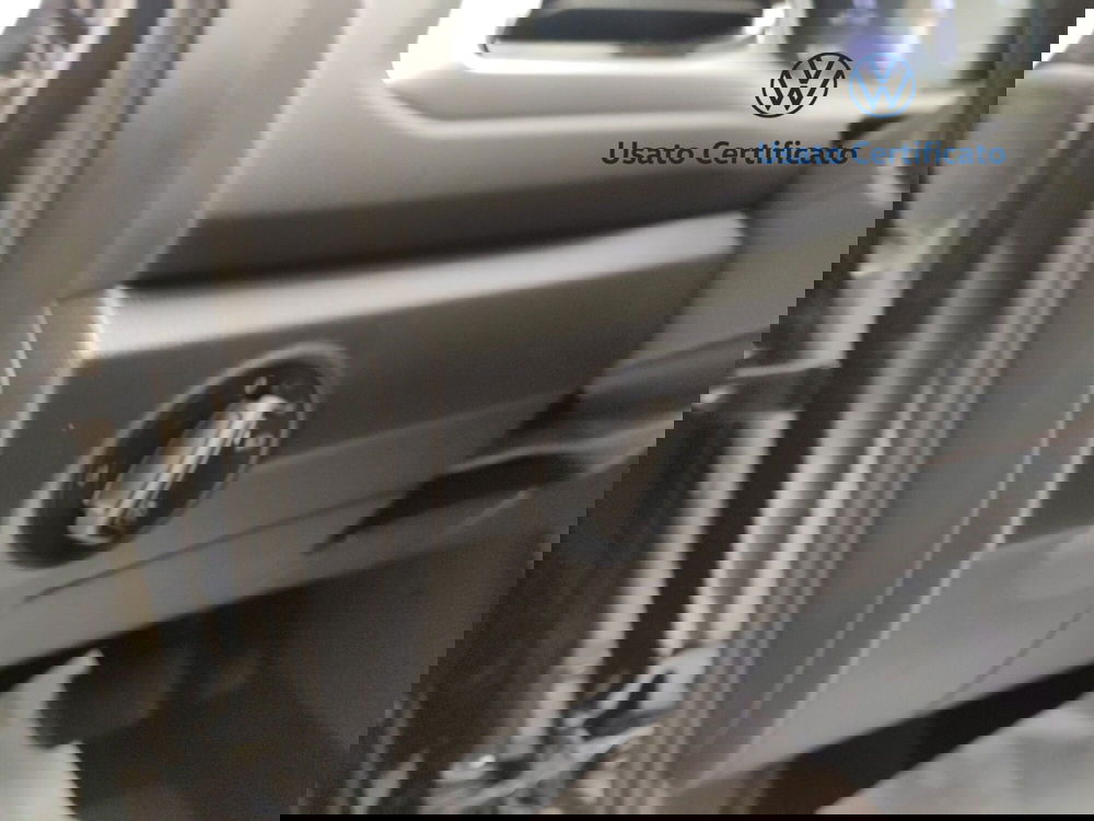 Volkswagen T-Roc usata a Avellino (16)