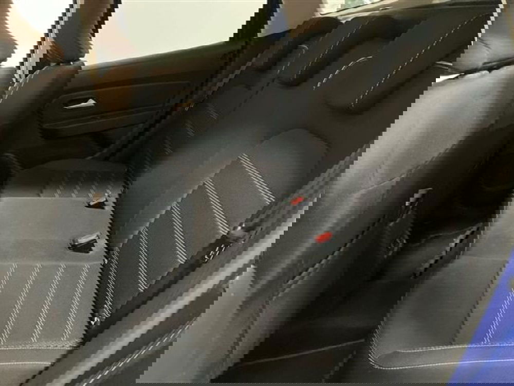 Dacia Duster usata a Como (12)