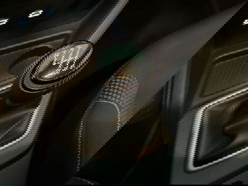 Dacia Duster usata a Como (18)