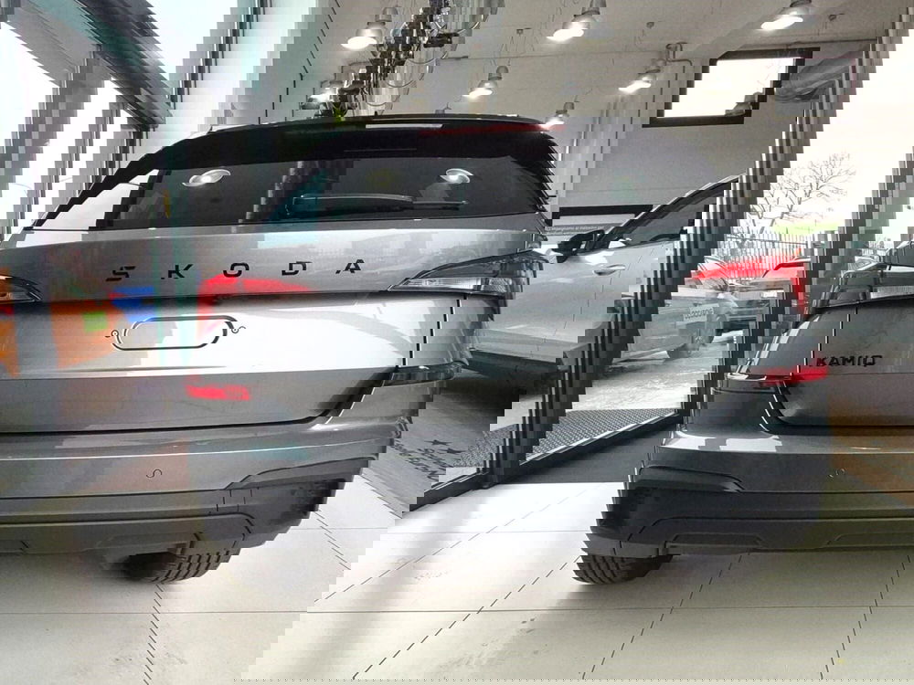 Skoda Kamiq nuova a Torino (5)